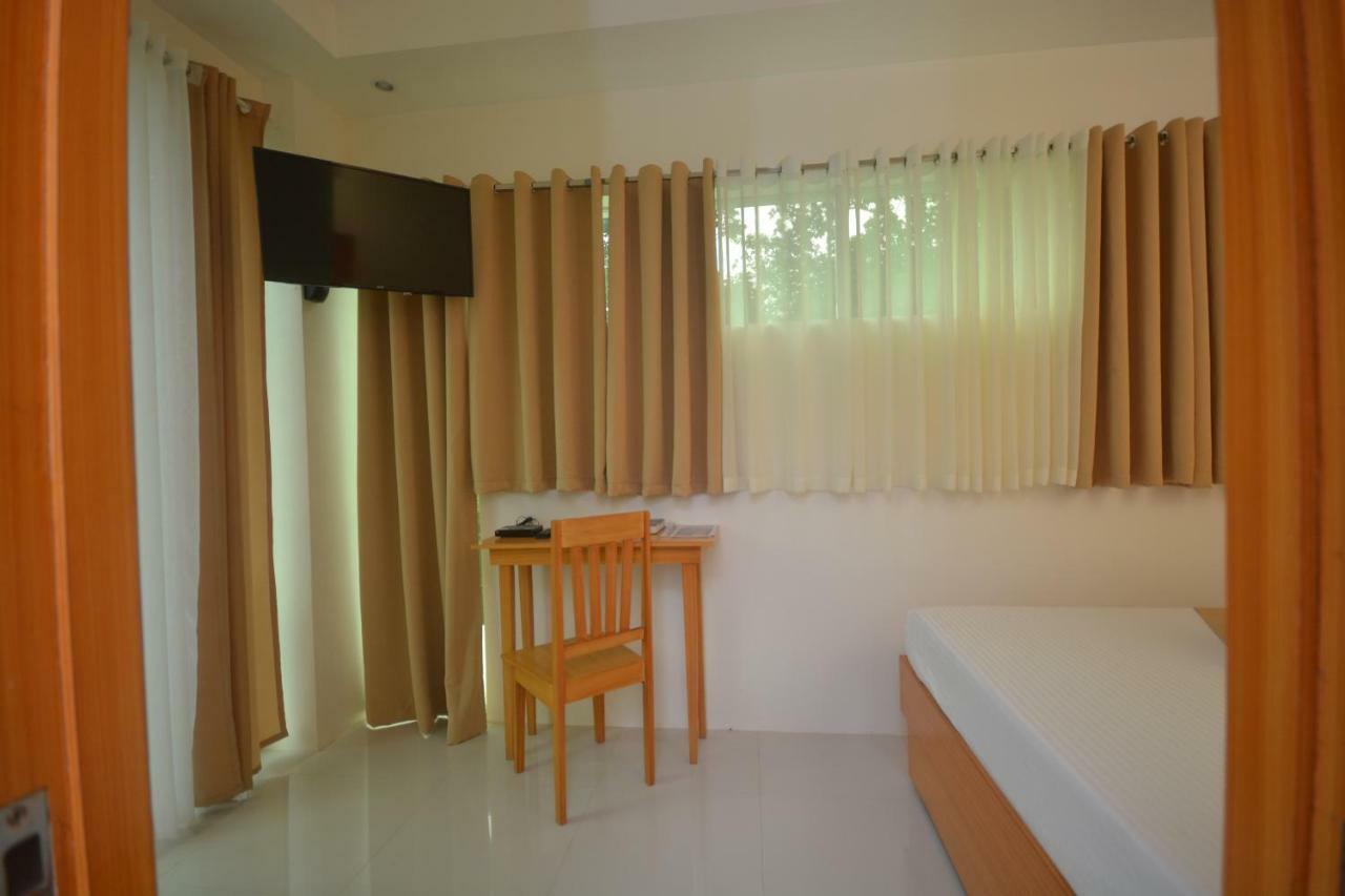 Cherry'S Courtyard Puerto Princesa Екстер'єр фото